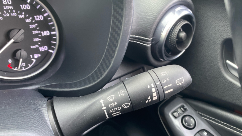 Nissan Juke 1.0 DiG-T 114 Tekna 5dr Petrol Hatchback